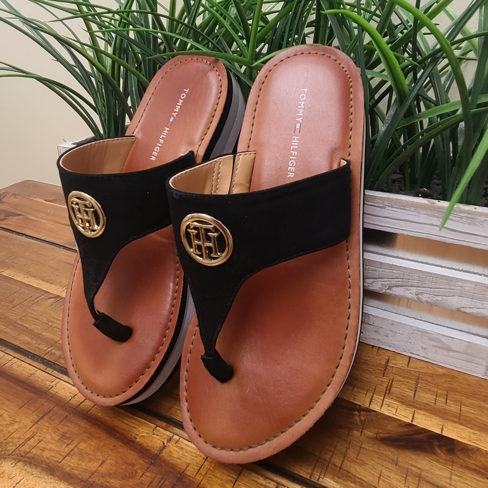 Classy Eye Catching Comfortable Designer Sandal / Flip Flops
